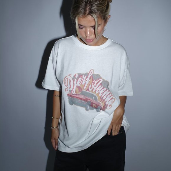 Djerf Avenue Tops - DJERF AVENUE Graphic T-shirt White XS